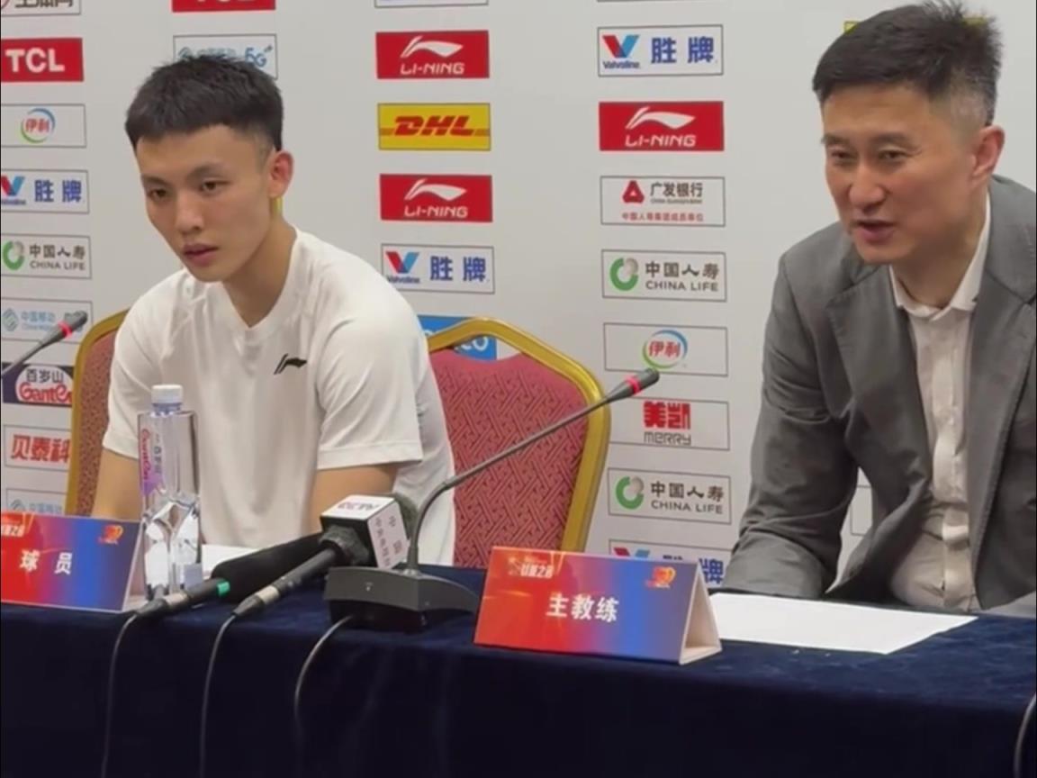 這是能說(shuō)的嗎徐杰：杜指導(dǎo)賽前說(shuō)了，這場(chǎng)球就是打架和摔跤！