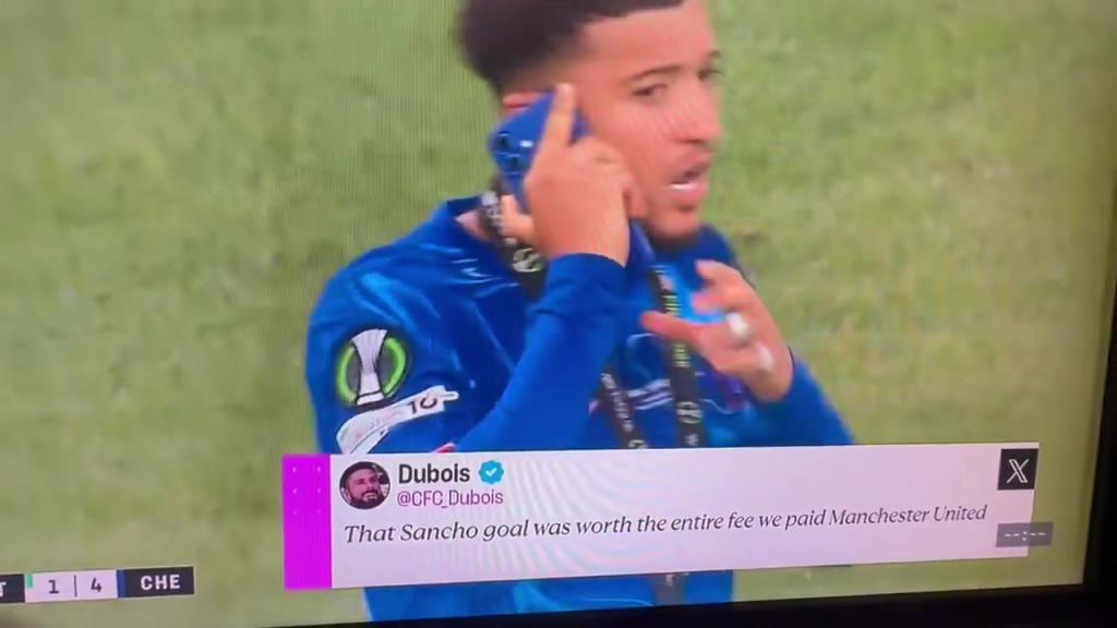 直接攤牌！桑喬賽后在場上煲電話粥，大聲說自己不回曼聯(lián)